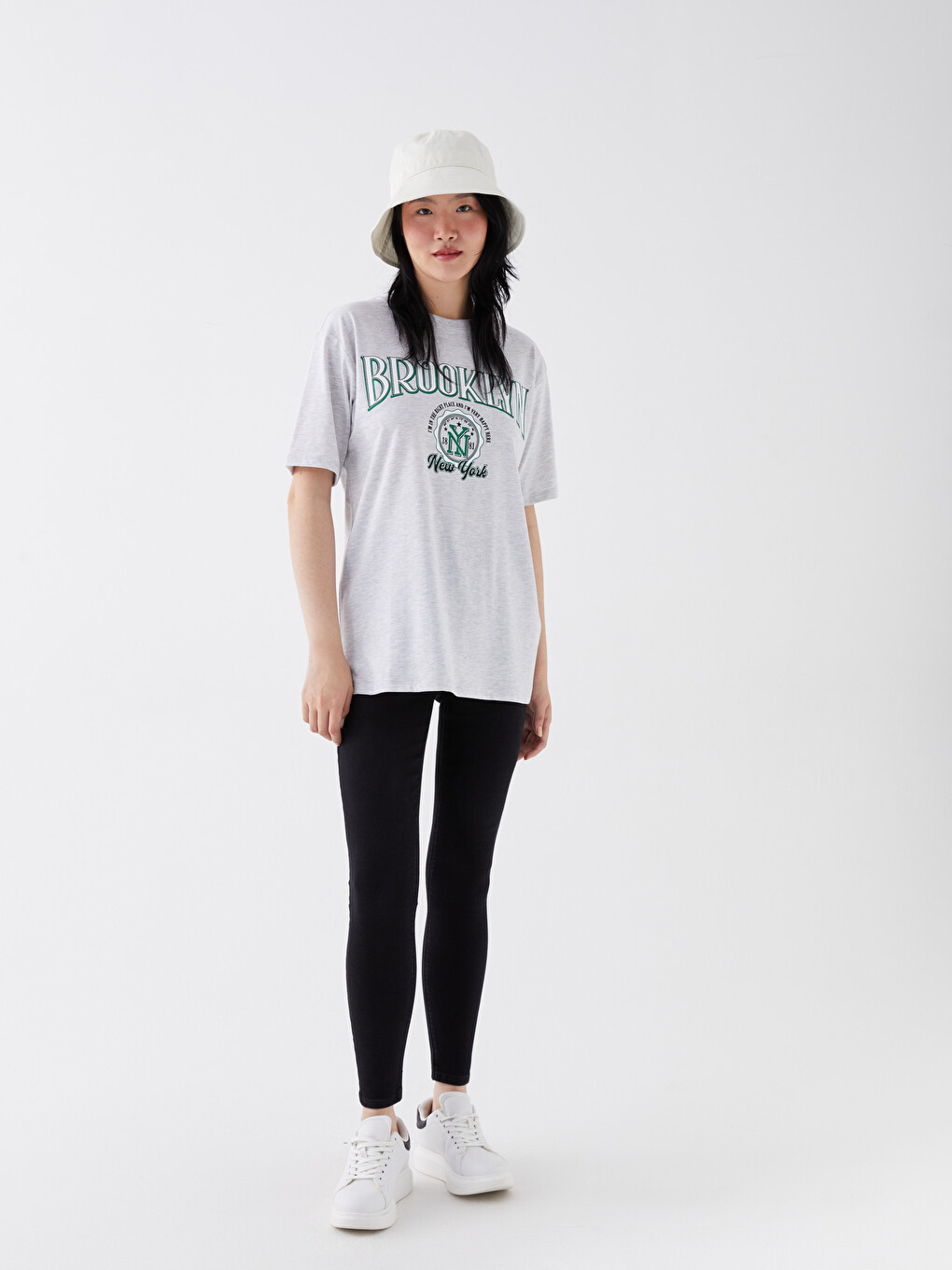 Crew Neck Printed Short Sleeve Oversize Women's T-Shirt-2