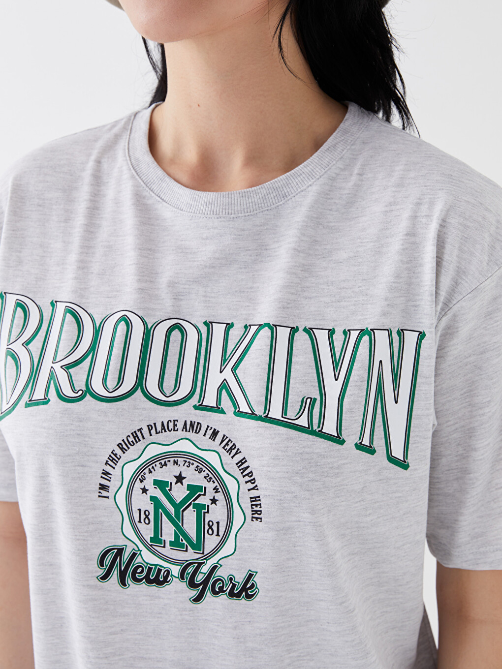 Crew Neck Printed Short Sleeve Oversize Women's T-Shirt-3