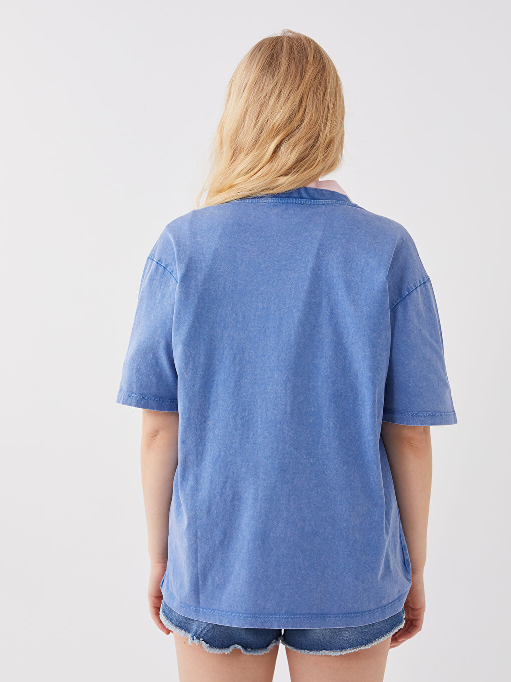 әйелдерге арналған принтті қысқа жең дөңгелек жағалы оверсайз футболка-4