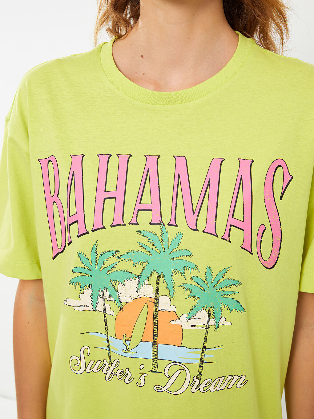 Yeşil Bisiklet Yaka Baskılı Kısa Kollu Oversize Kadın Tişört-3