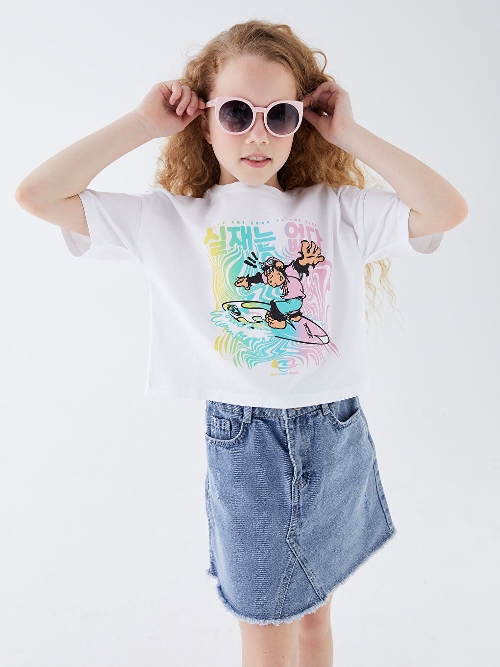 Beyaz Bisiklet Yaka Nostaljik Maymun Baskılı Kısa Kollu Kız Çocuk Tişört-2