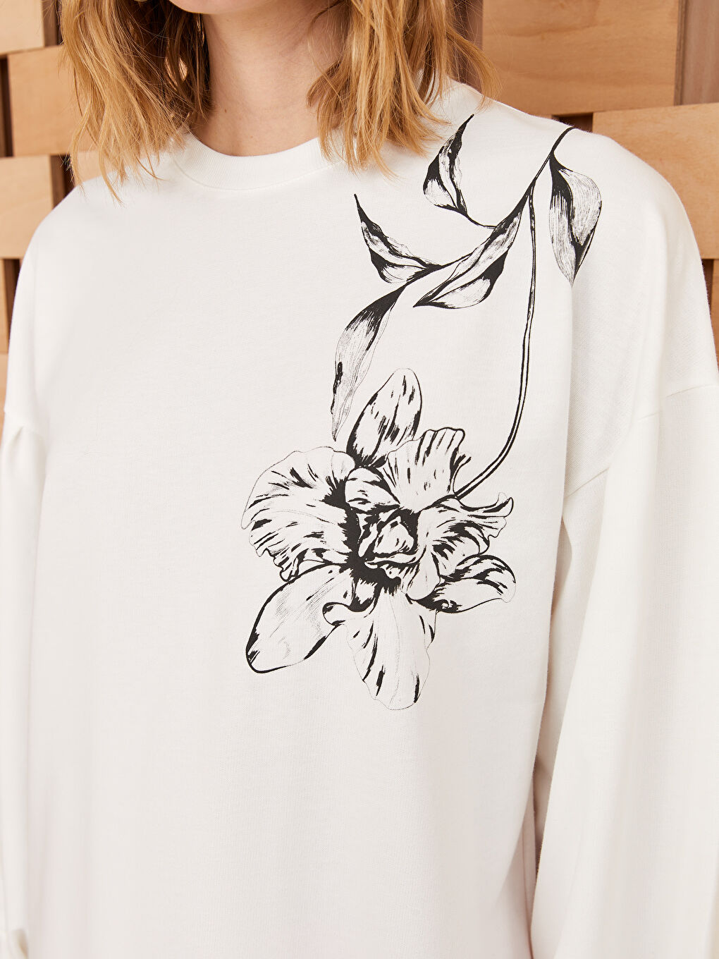 Crew Neck Printed Long Sleeve Oversize Women's Sweatshirt Tunic-3