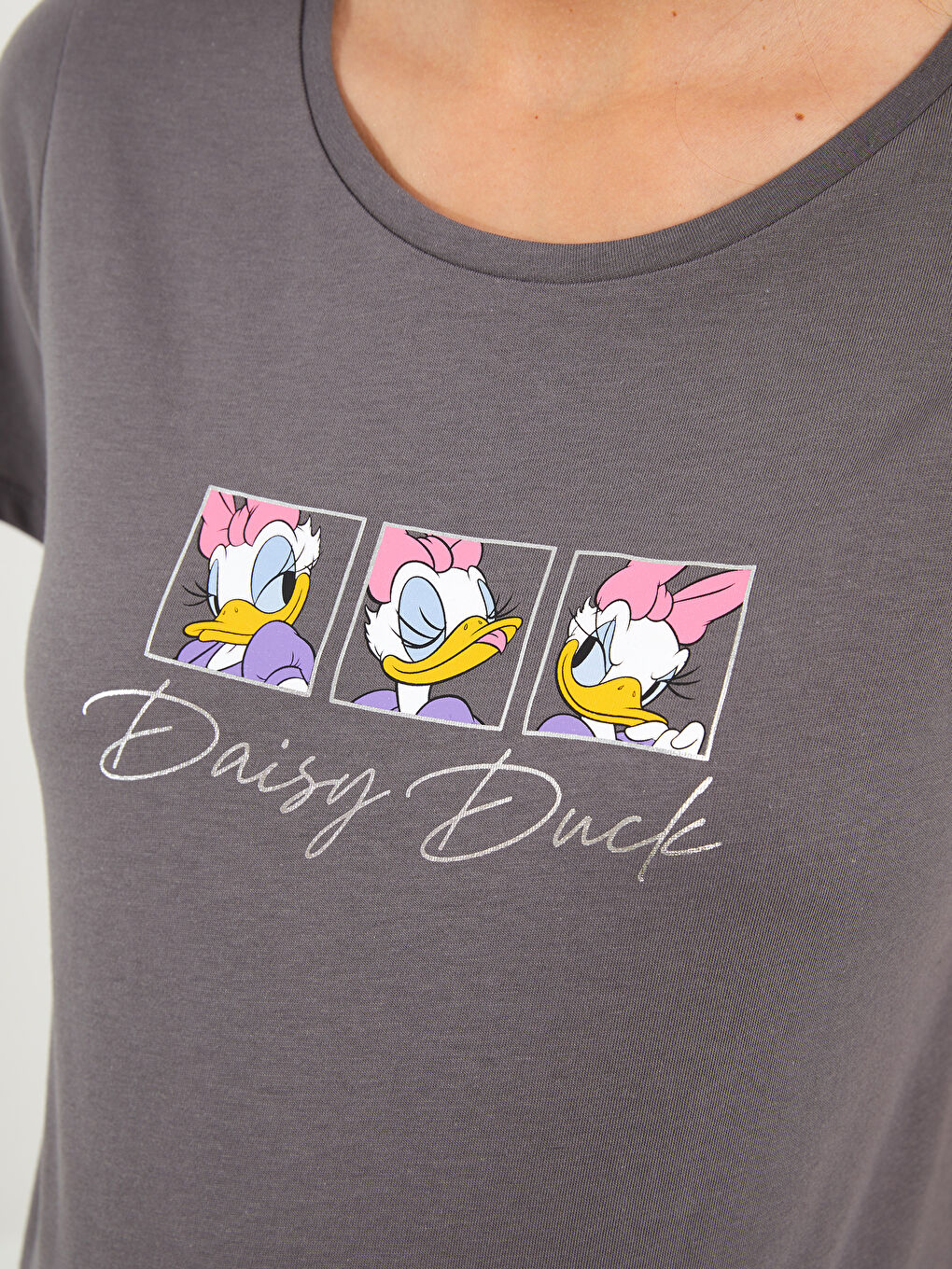 Crew Neck Daisy Duck Printed Short Sleeve Maternity T-Shirt -S3GP67Z8-H0H