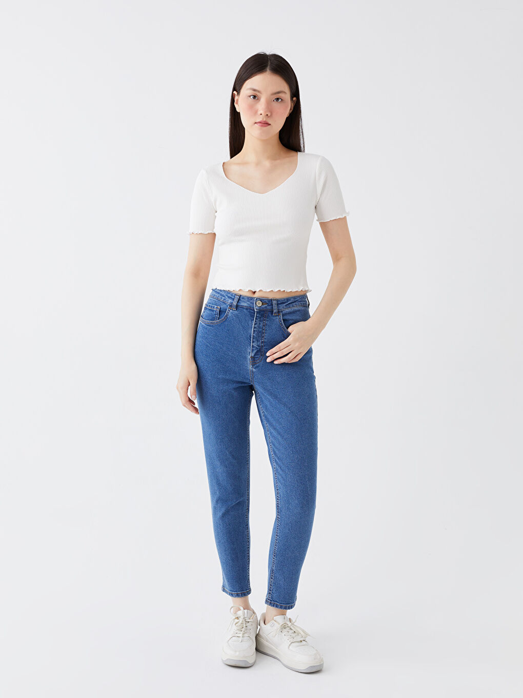 Ekru V Yaka Düz Kısa Kollu Kadın Crop-2