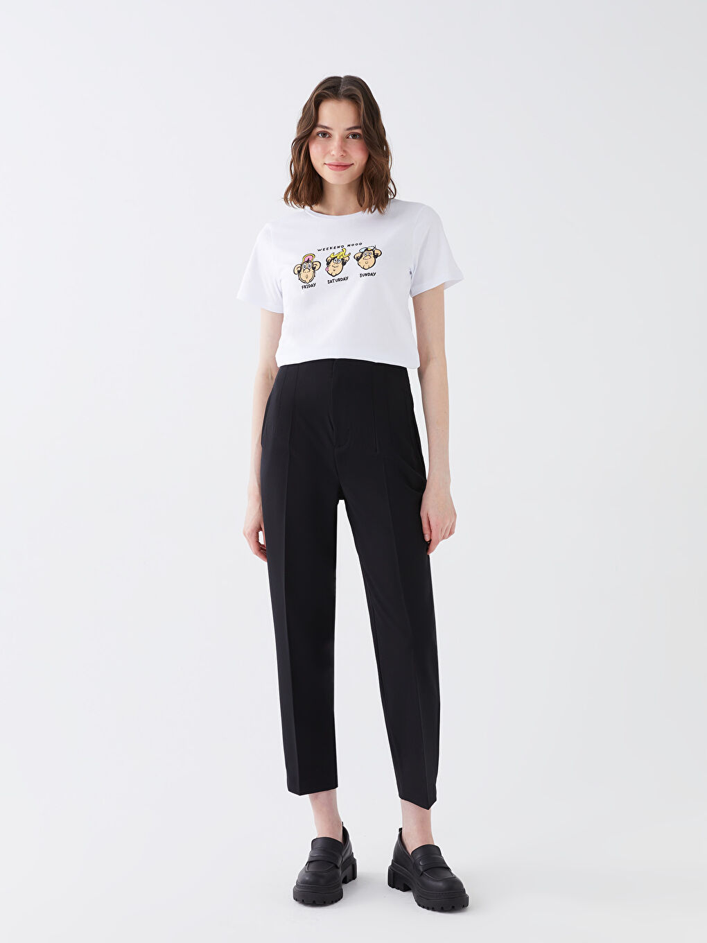 Beyaz Kadın Nostaljik Maymun Baskılı Tişört-2