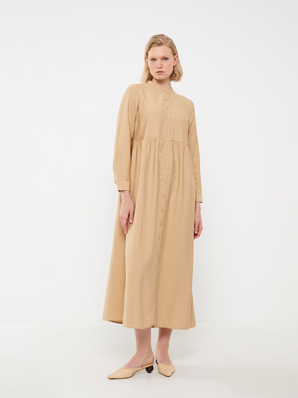 Kahverengi Hakim Yaka Düz Uzun Kollu Kadın Elbise-1