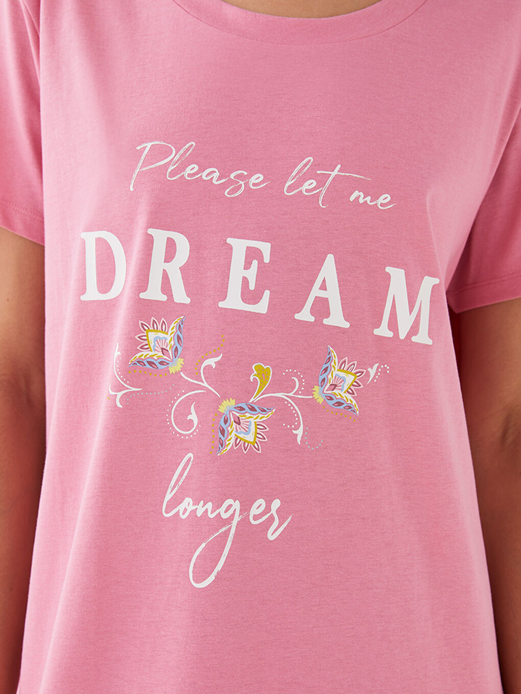 قميص نوم بياقة دائرية مطبوع بأكمام قصيرة للسيدات-3