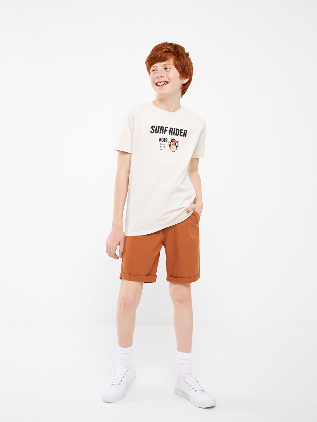 LCW Kids Crew Neck Nostalgic Monkey Printed Short Sleeve Boys' T-Shirt -S3GQ73Z4-FWM