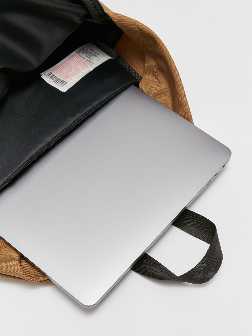 Sarı Etiket Detaylı Erkek Sırt Çantası-6