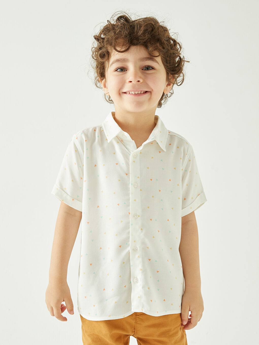 Beyaz Kısa Kollu Desenli Erkek Bebek Gömlek-1