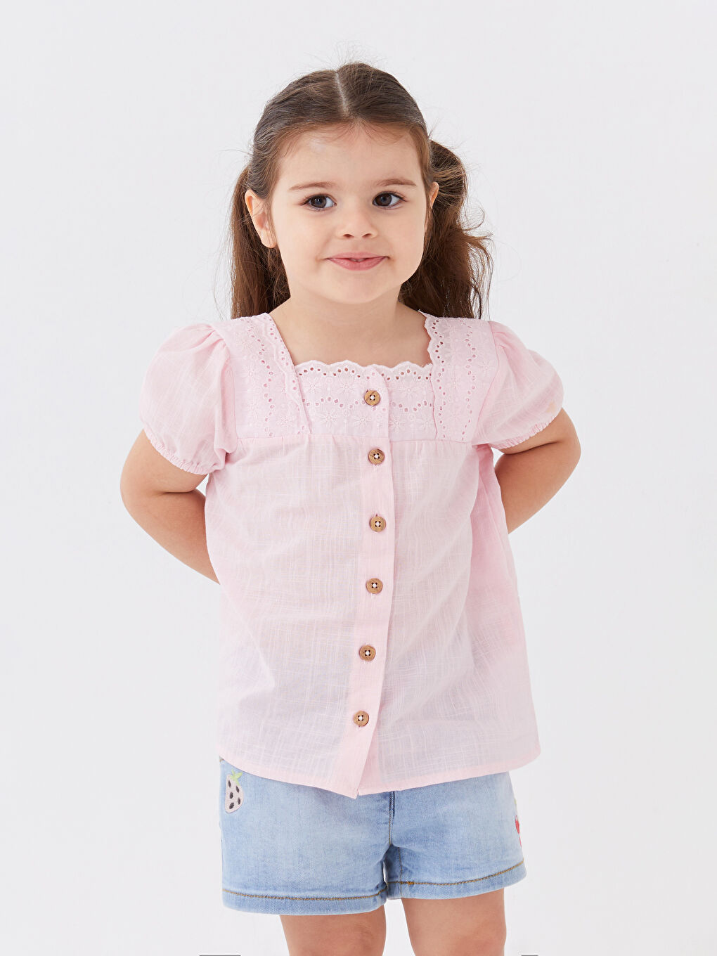 Рубашка для малышки девочки с коротким рукавом и квадратным воротником