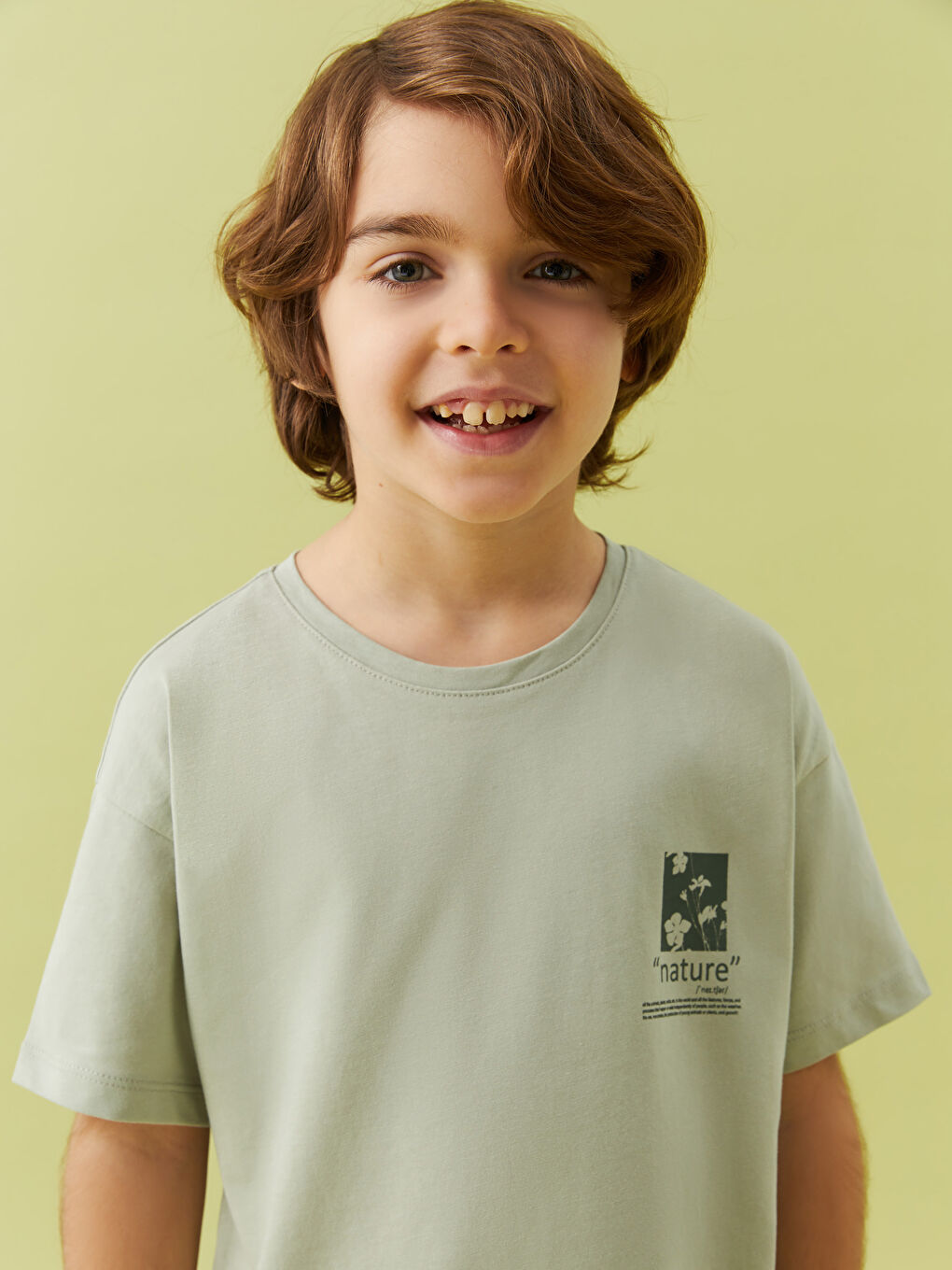 Yeşil Rahat Kalıp Bisiklet Yaka Baskılı Erkek Çocuk Tişört-1