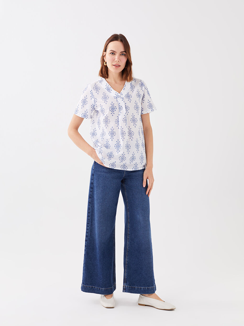 V-Neck Embroidered Short Sleeve Women's Blouse -S3GV00Z8-Q6K