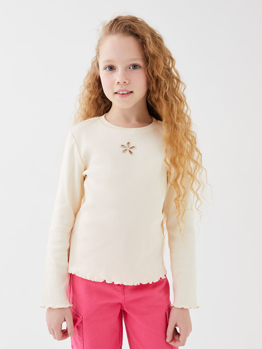 Ekru Bisiklet Yaka Nakışlı Uzun Kollu Kız Çocuk Tişört-2