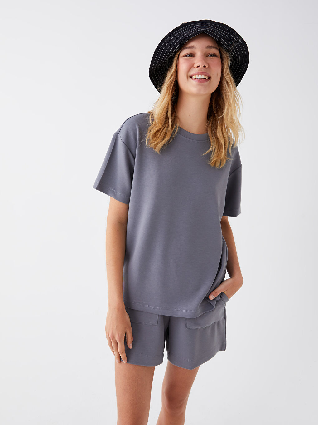 Crew Neck Plain Short Sleeve Women's T-Shirt-1