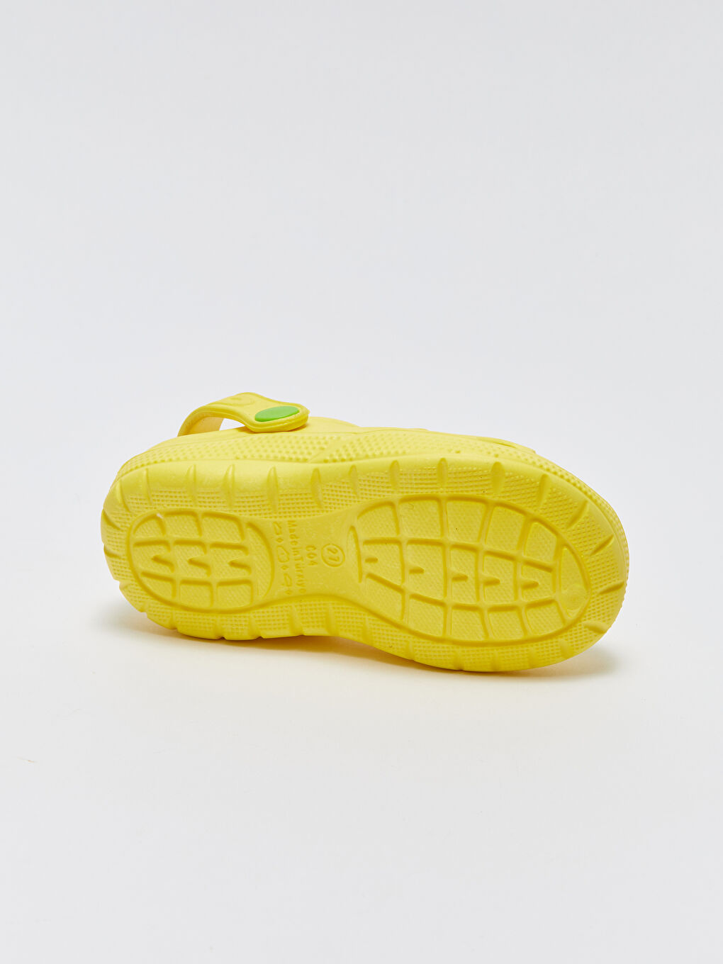 Sarı Tokalı Önü Kapalı Erkek Bebek Sandalet-3