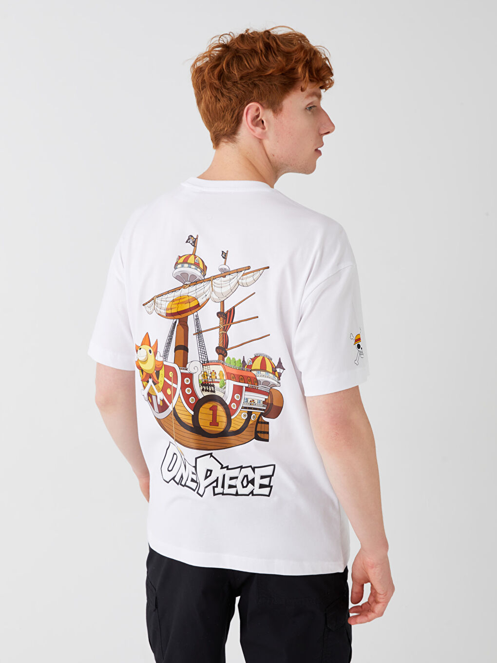 Beyaz Bisiklet Yaka Kısa Kollu One Piece Baskılı Penye Erkek Tişört-2