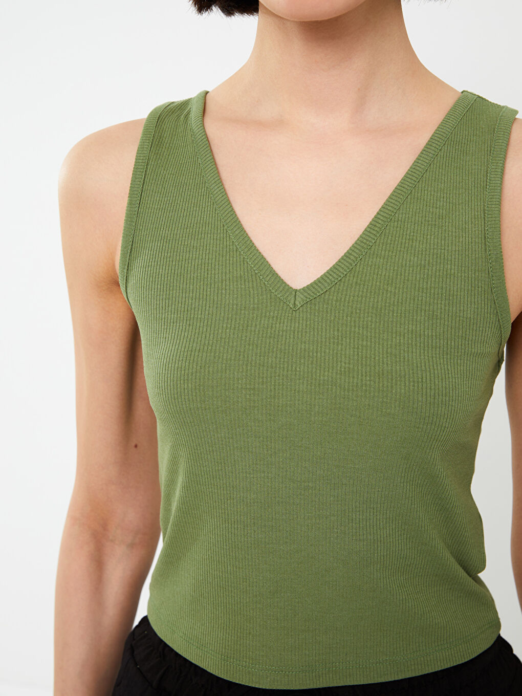 Women's V-Neck Straight Crop -S3GY71Z8-V66