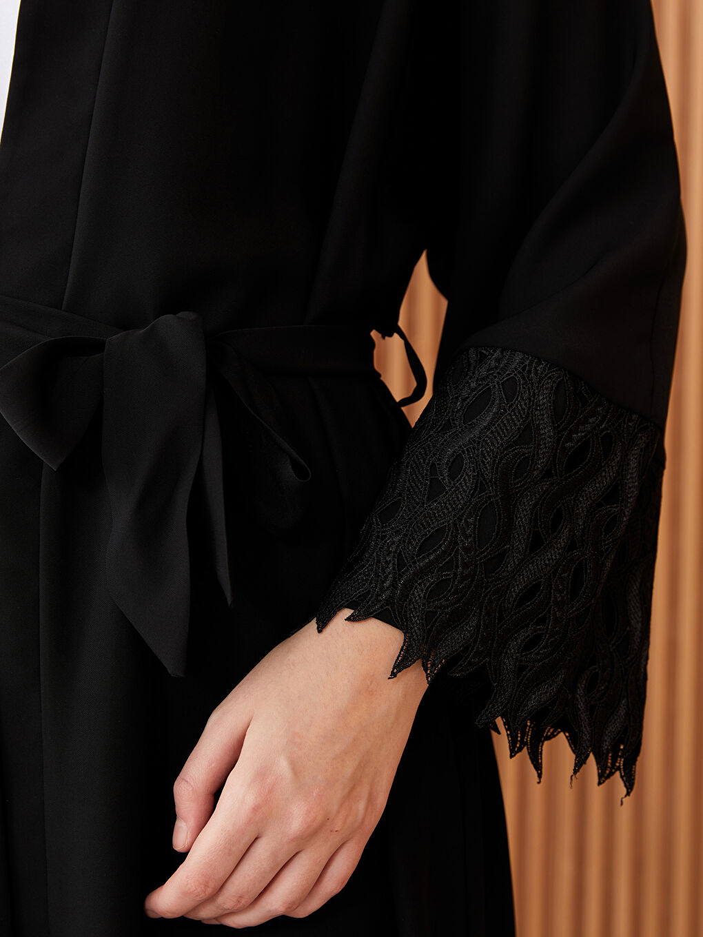 كيمونو نسائي واسع الحجم بياقة شال سادة بأكمام طويلة-3