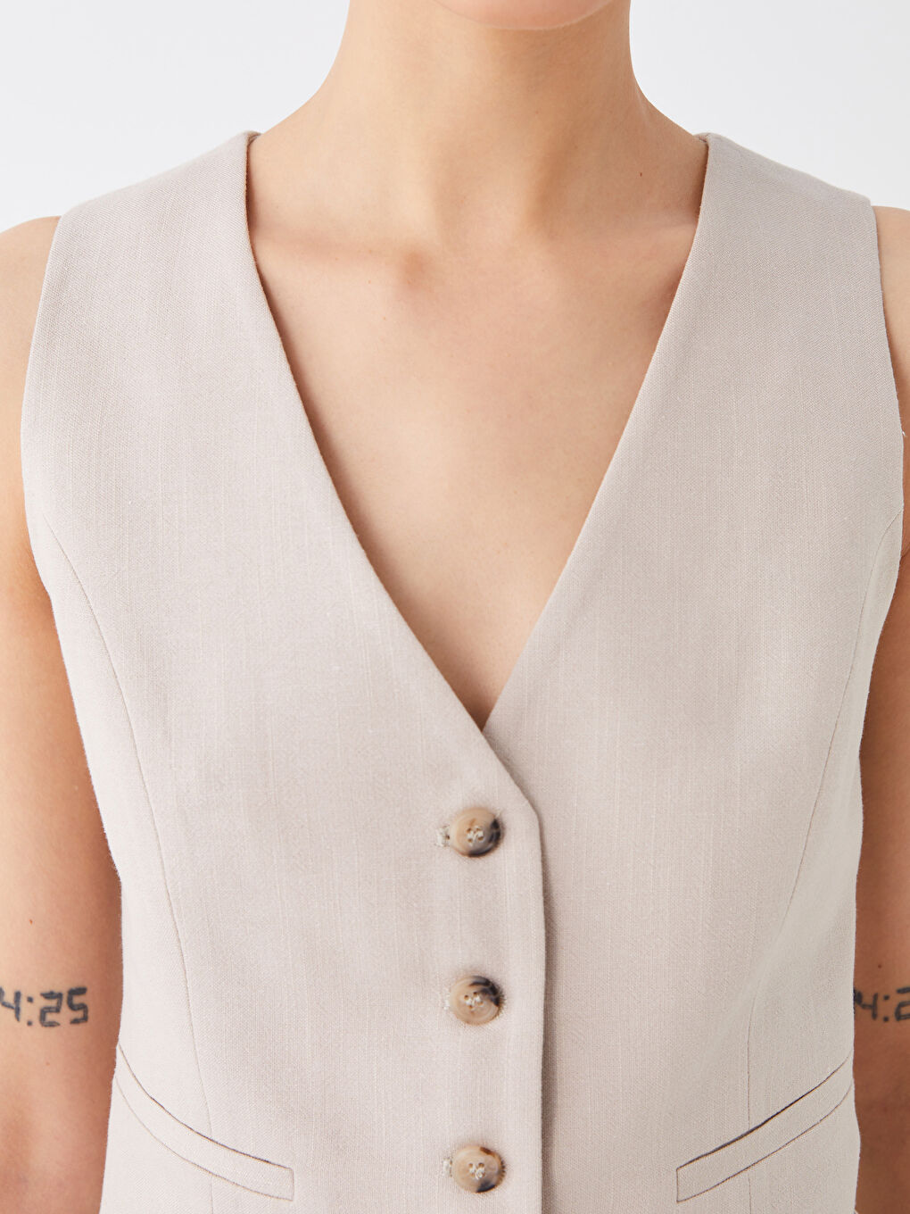 Bej V Yaka Düz Keten Karışımlı Kadın Yelek-3