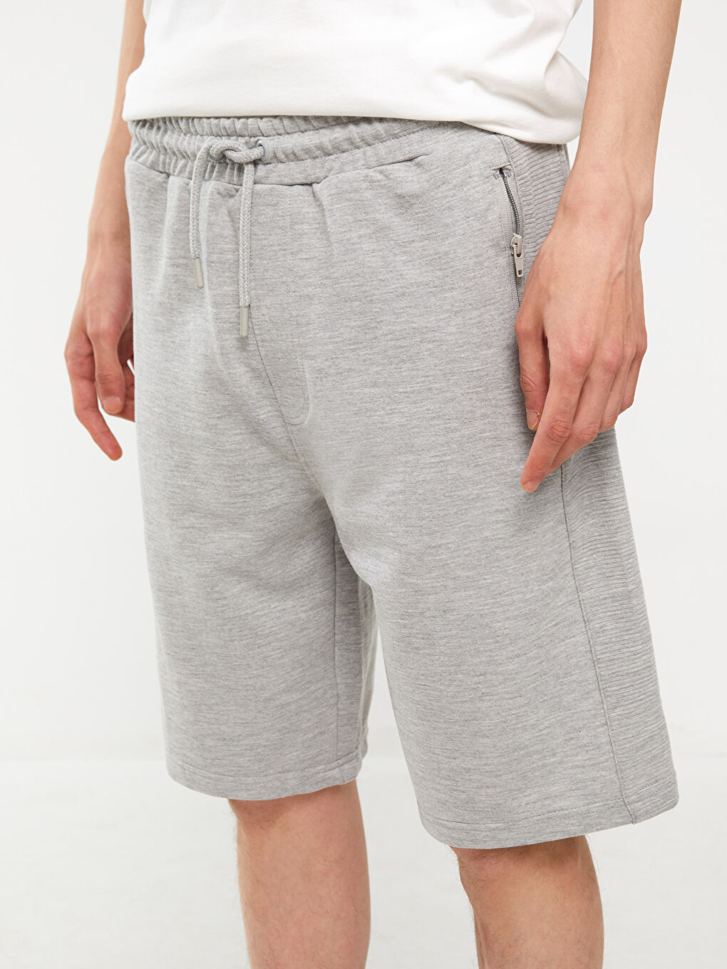 Gri Slim Fit Beli Bağlama Detaylı Erkek Şort-2