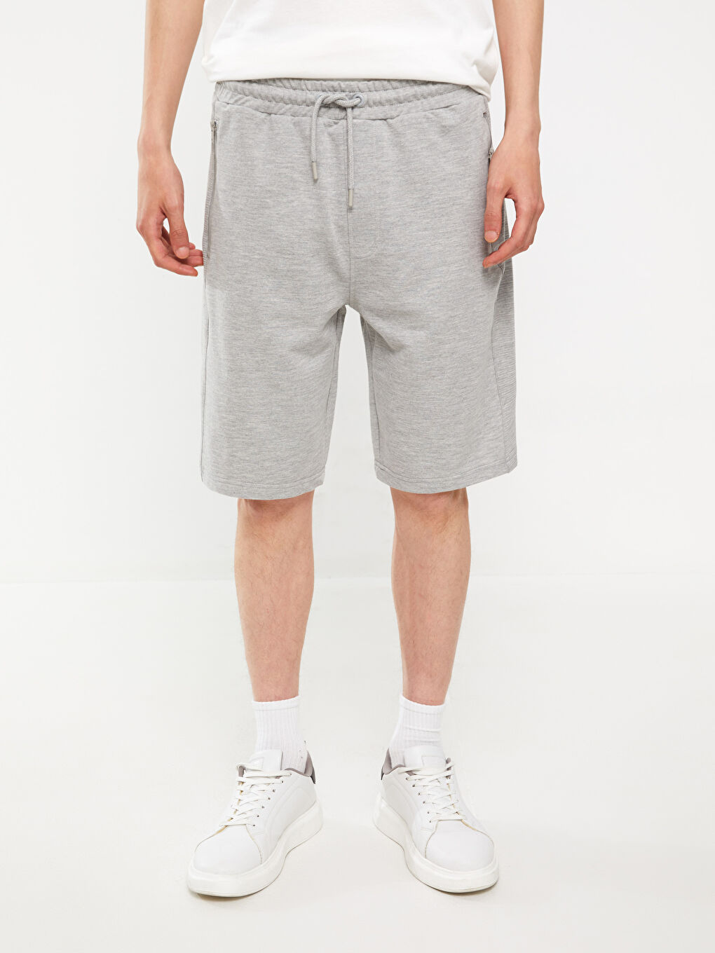 Gri Slim Fit Beli Bağlama Detaylı Erkek Şort-3