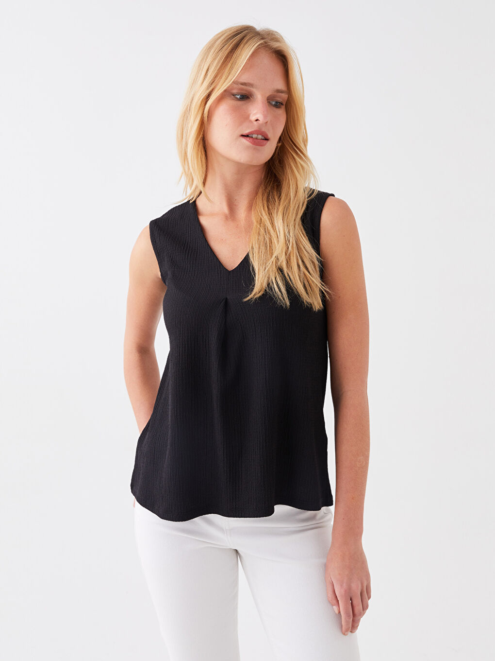 Siyah Kadın V Yaka Düz Atlet-1