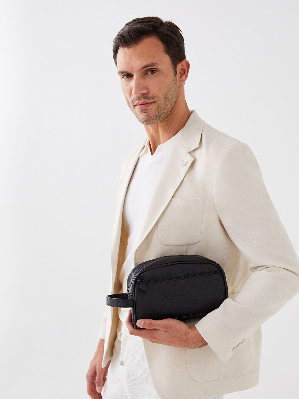 حقيبة يد للرجال بمظهر الجلد