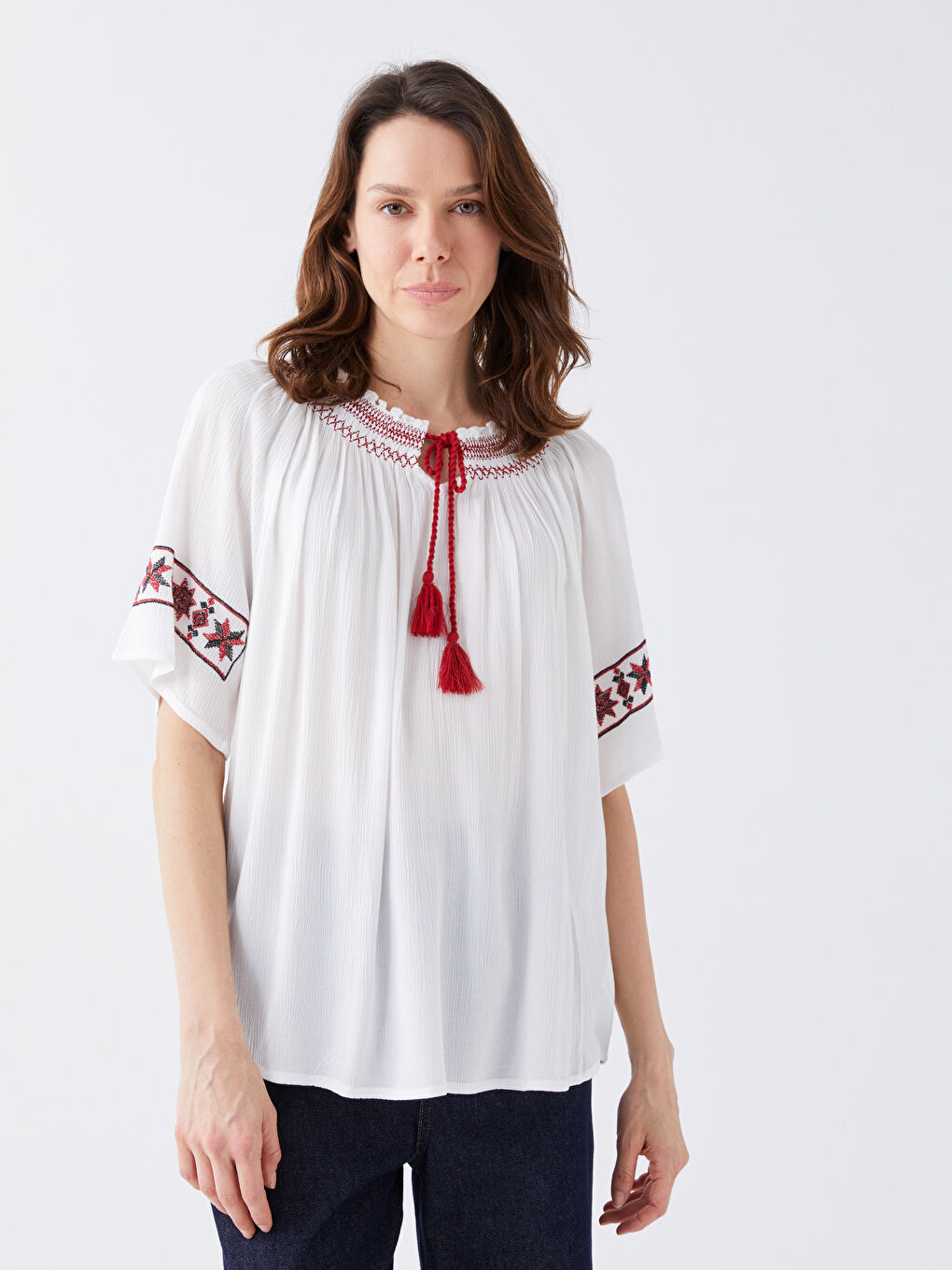 LCWAIKIKI Classic Button Down Collar Embroidered Short Sleeve Oversize Women's Blouse -S3H150Z8-RVK