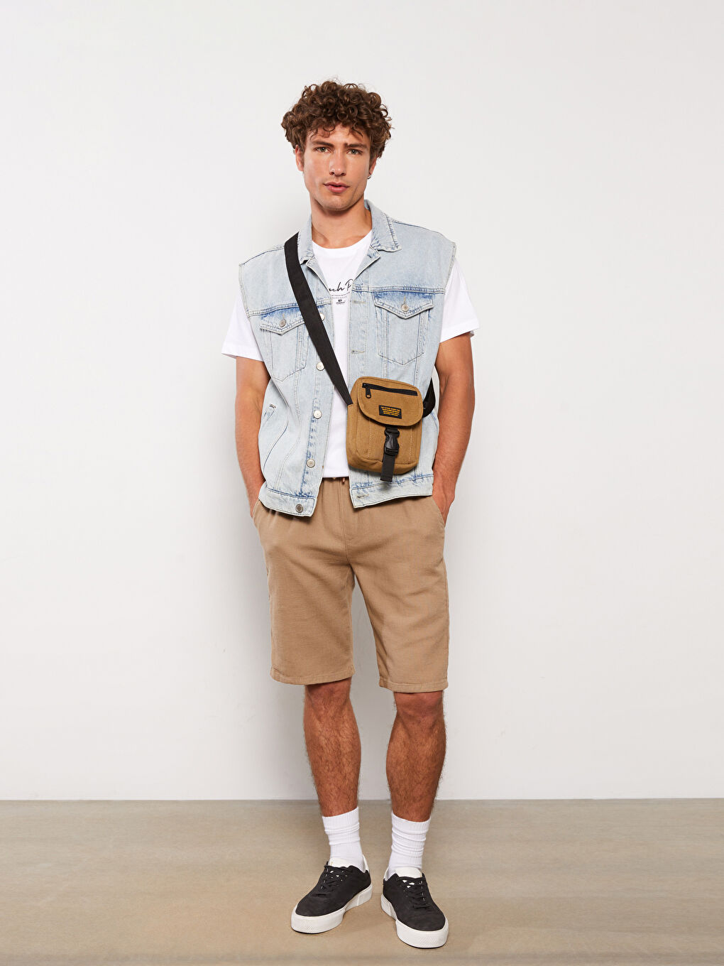 Tag Detail Canvas Men's Crossbody Bag -S3H178Z8-H3W