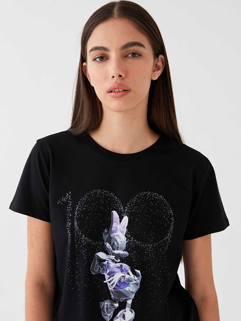 Siyah Bisiklet Yaka Daisy Duck Baskılı Kısa Kollu Kadın Tişört