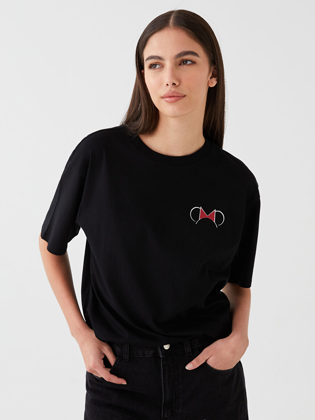 Siyah Bisiklet Yaka Mickey Mouse Baskılı Kısa Kollu Oversize Kadın Tişört-1