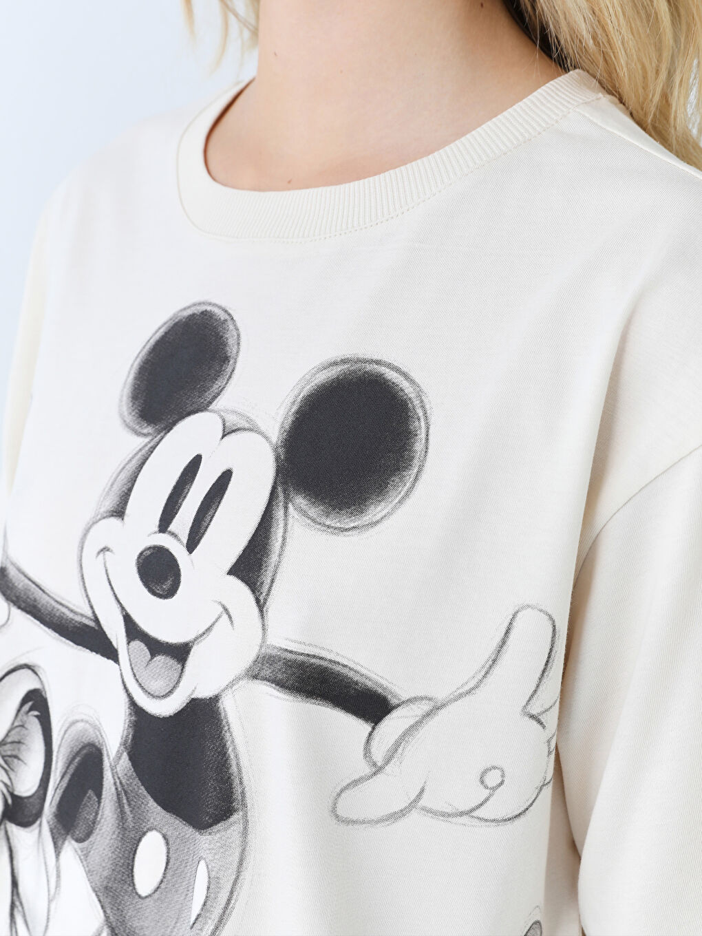 Crew Neck Mickey Mouse Printed Short Sleeve Oversize Women's T-Shirt-3