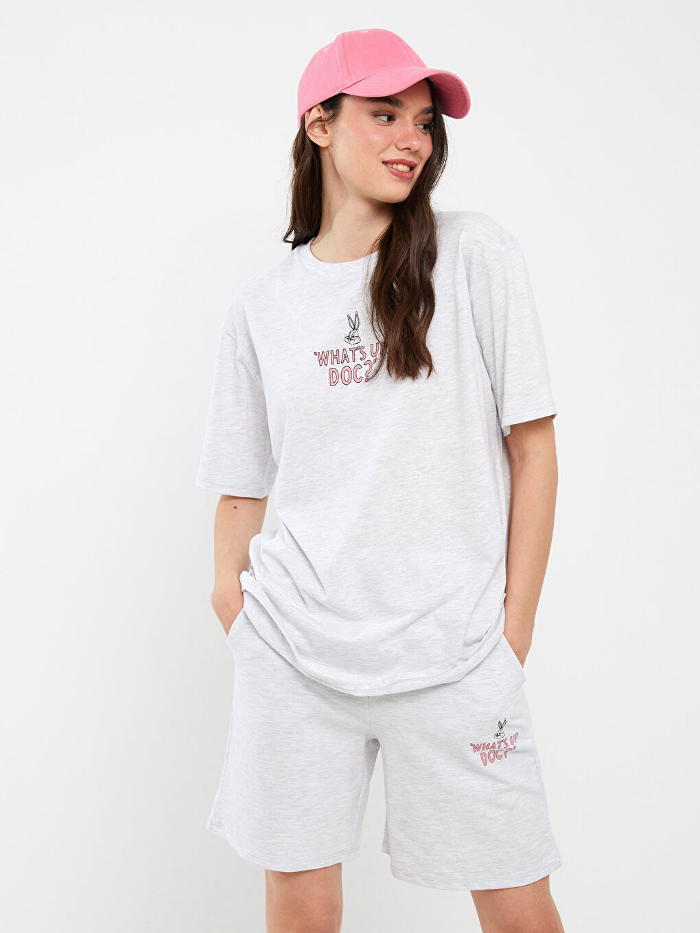 Crew Neck Bugs Bunny Printed Short Sleeve Oversize Women's T-Shirt-1