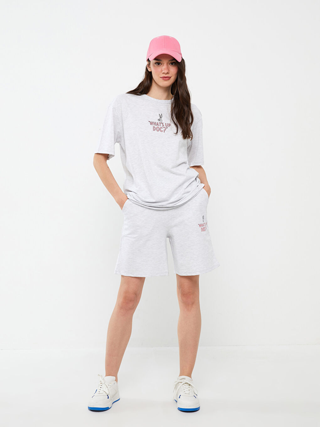 Crew Neck Bugs Bunny Printed Short Sleeve Oversize Women's T-Shirt-2