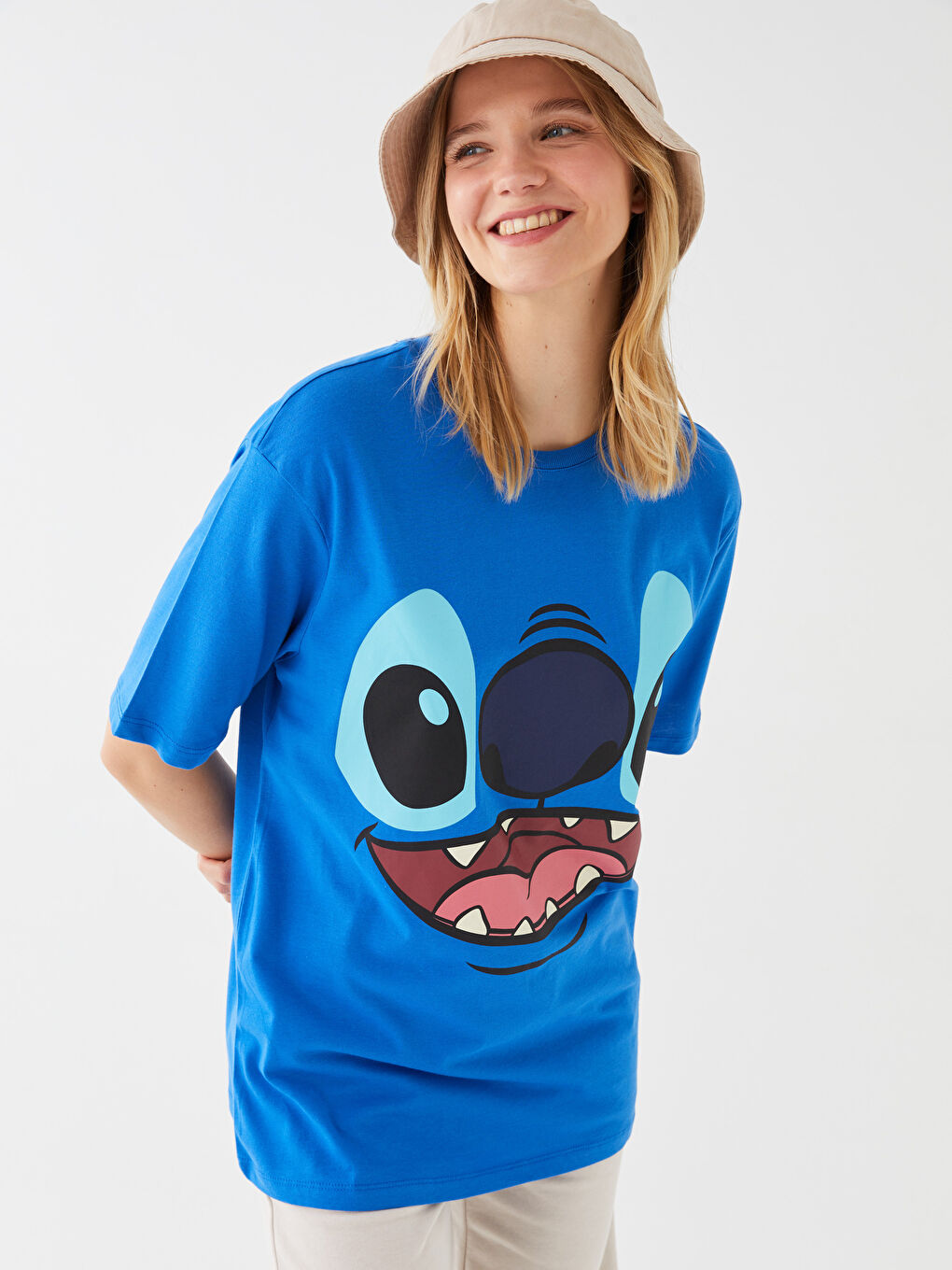 Tricou Supradimensionat pentru Femei cu Guler Rotund, Imprimat Lilo & Stitch, Mânecă Scurtă-1