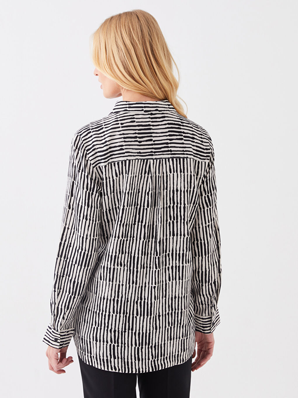 قميص نسائي طويل الأكمام ومطبوع-5