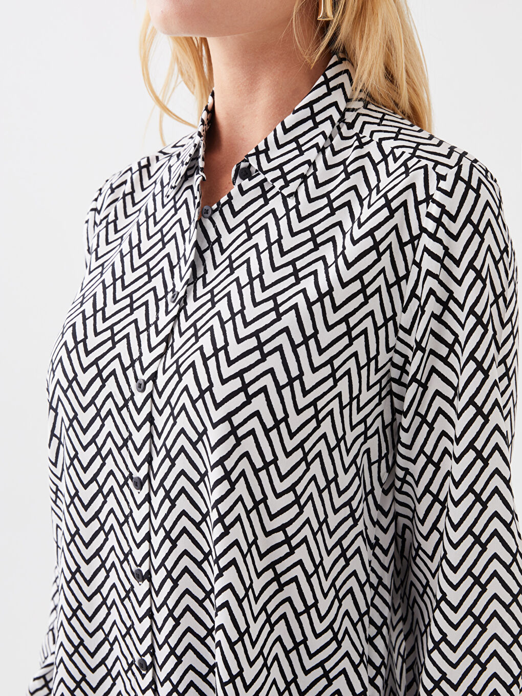 قميص نسائي كم طويل منقوش-3