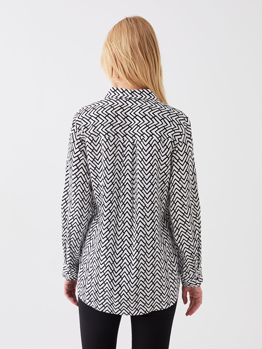 قميص نسائي كم طويل منقوش-4