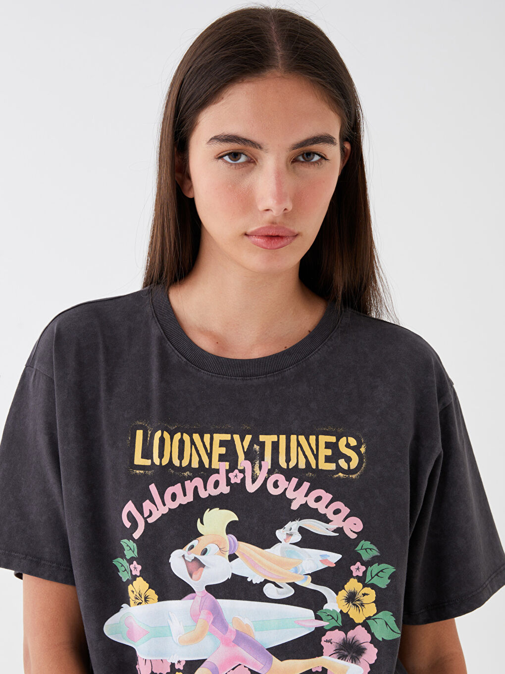 Antrasit Bisiklet Yaka Lola Bunny Baskılı Kısa Kollu Oversize Kadın Tişört-1