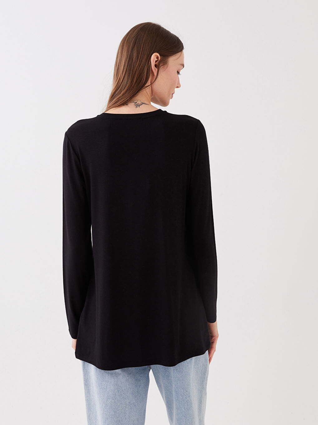 Siyah Bisiklet Yaka Düz Uzun Kollu Kadın Tişört-3