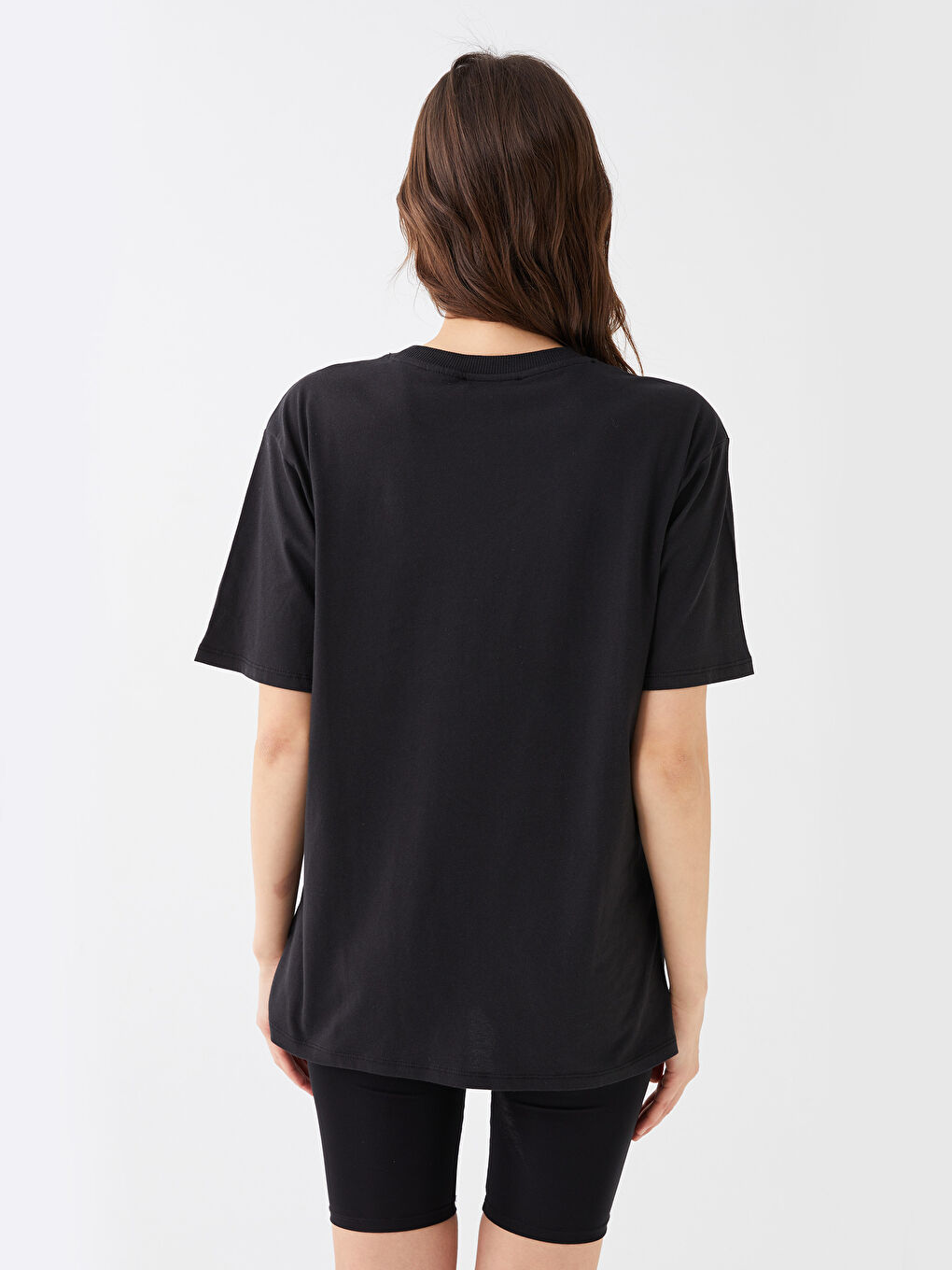 Siyah Bisiklet Yaka Bugs Bunny Baskılı Kısa Kollu Oversize Kadın Tişört-4