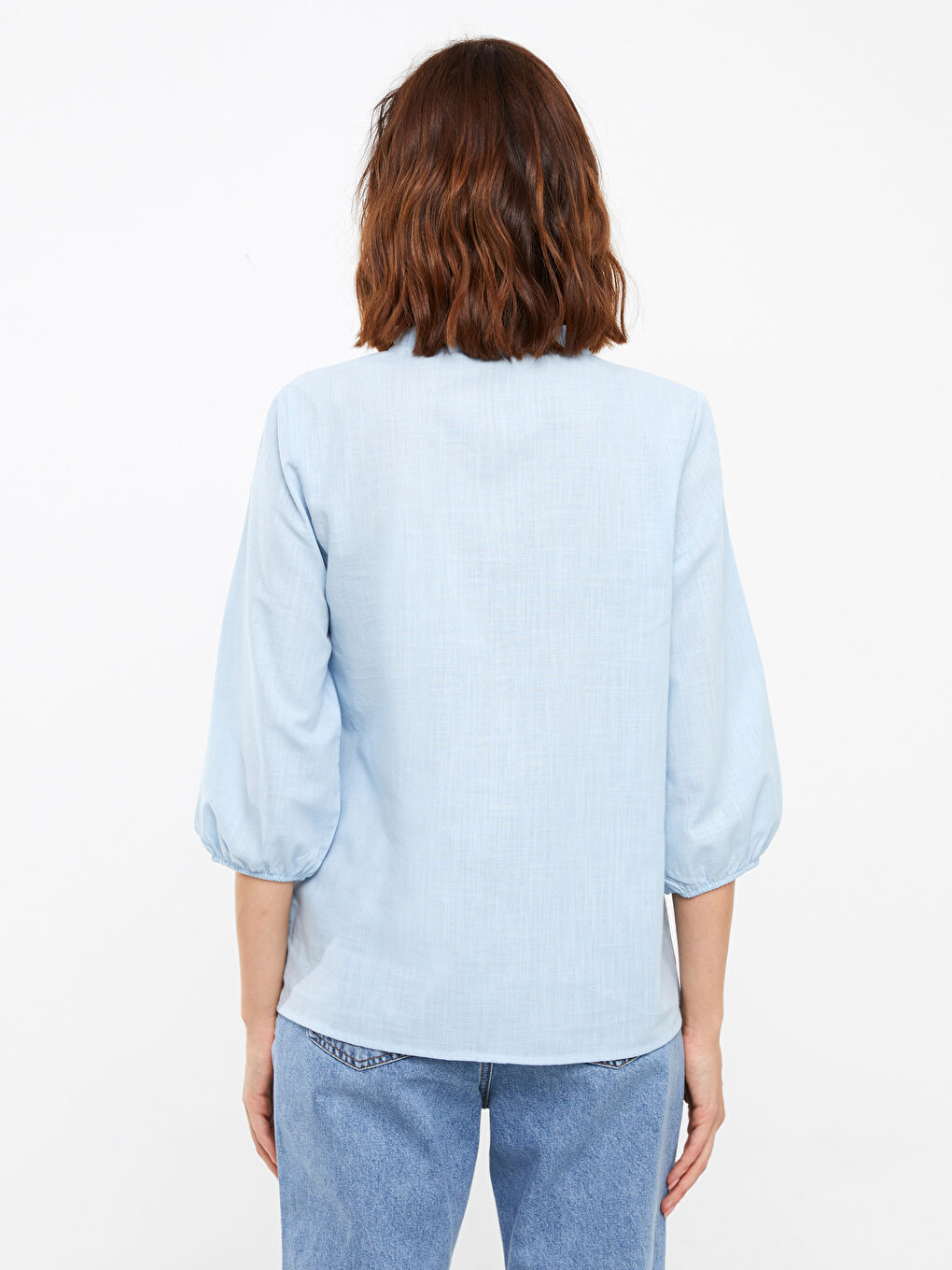Mavi Kaçık Yaka Nakışlı Poplin Kadın Bluz-4
