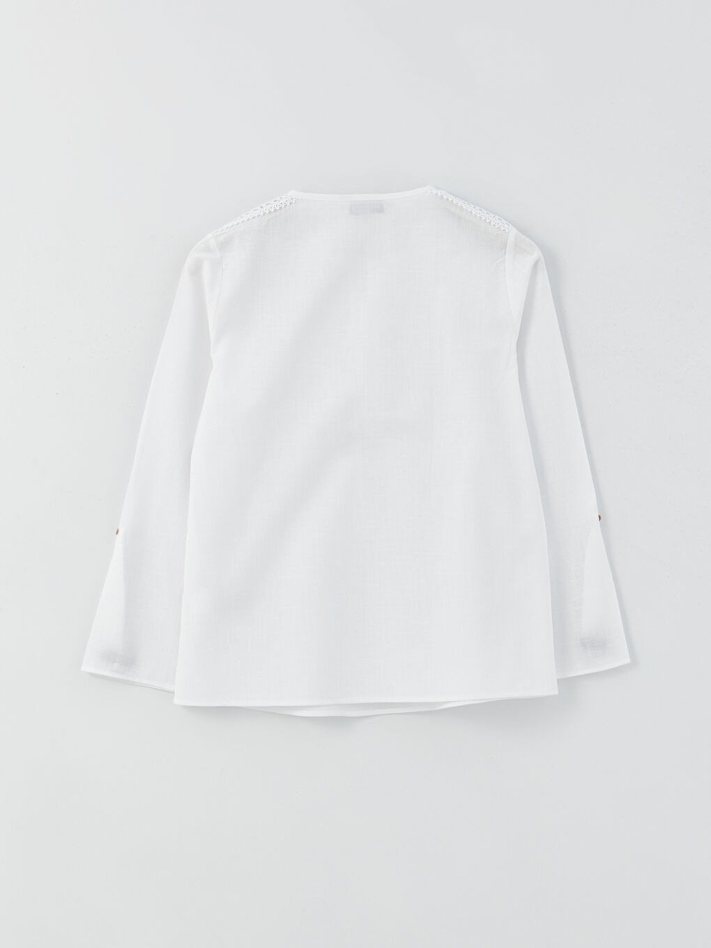 Ekru Kaçık Yaka Dantel Detaylı Uzun Kollu Poplin Kadın Bluz-7