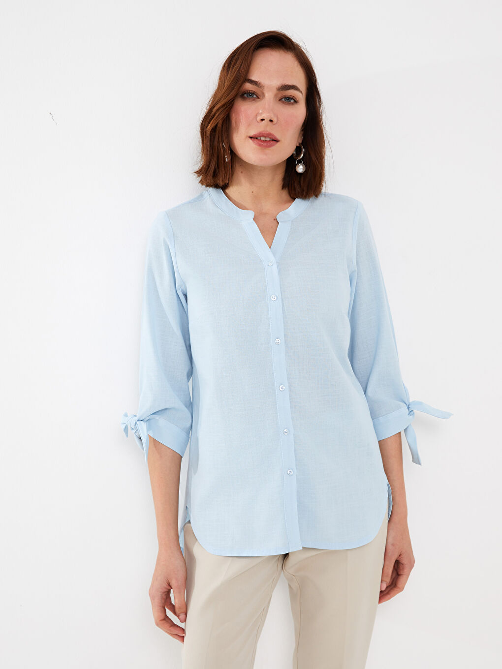 Mavi Kadın Kaçık Yaka Düz Gömlek
