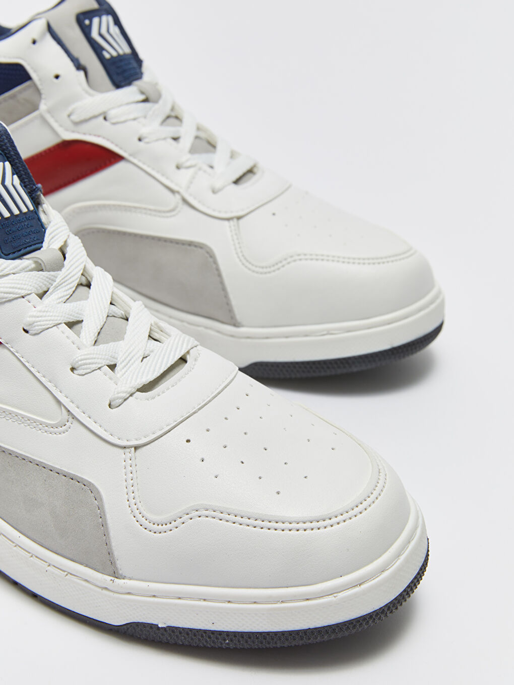 Beyaz Deri Görünümlü Bilek Boy Erkek Spor Ayakkabı-2