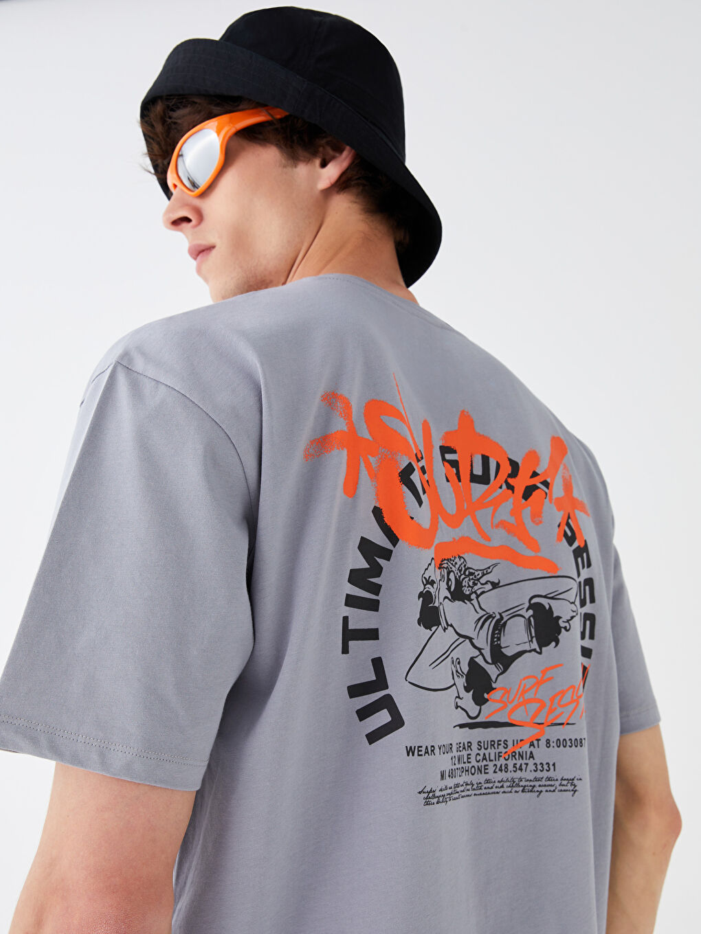 Gri Bisiklet Yaka Kısa Kollu Baskılı Penye Erkek Tişört-14