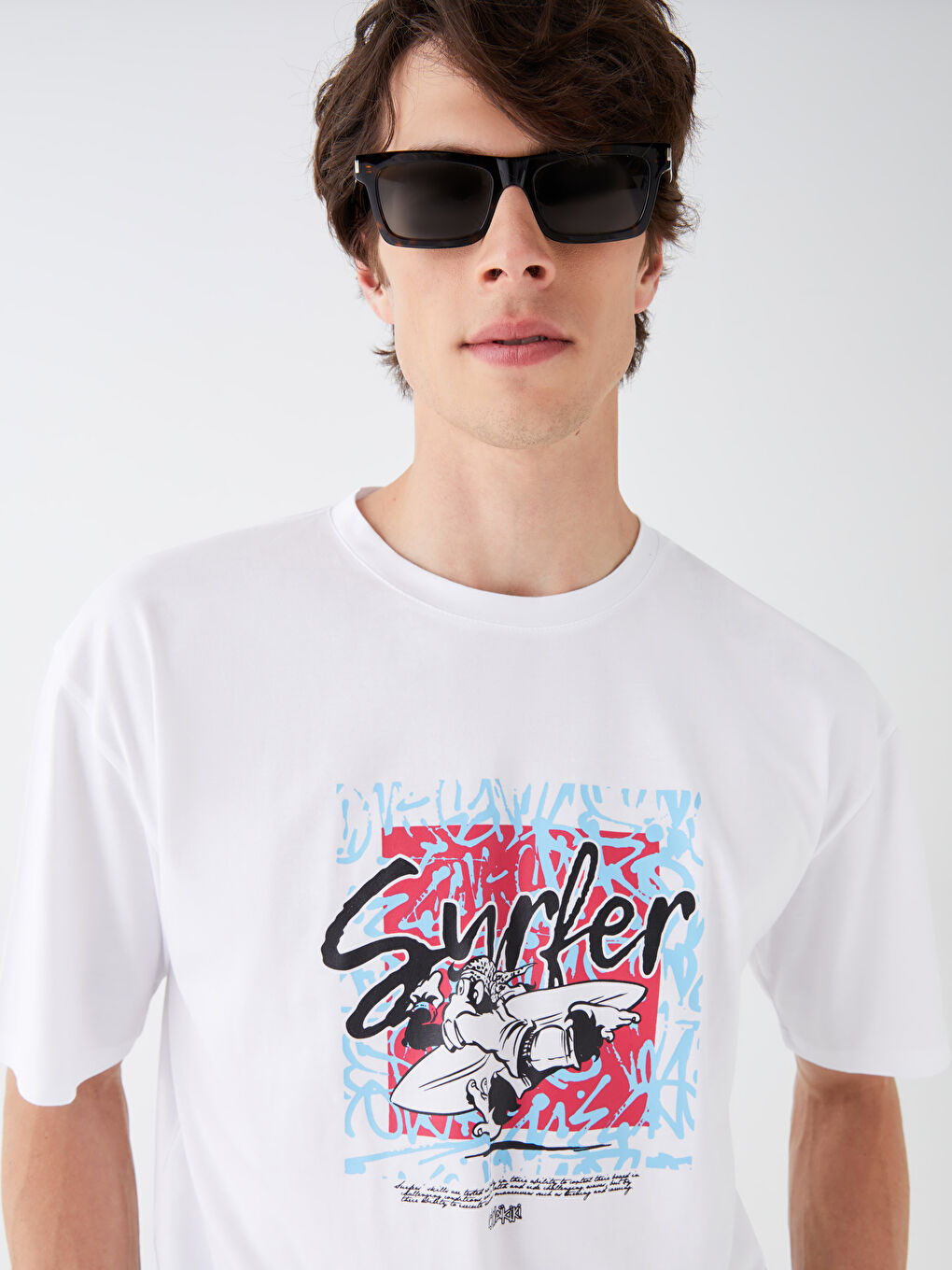 Beyaz Bisiklet Yaka Kısa Kollu Nostaljik Maymun Baskılı Penye Unisex Tişört-11