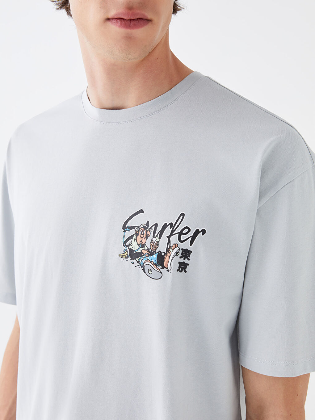 XSIDE Gri Bisiklet Yaka Kısa Kollu Nostaljik Maymun Baskılı Penye