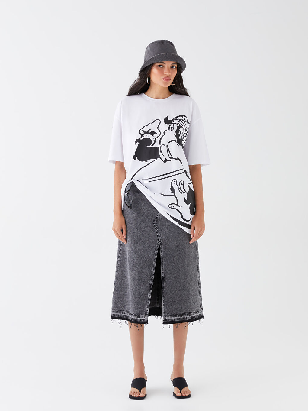 Beyaz Bisiklet Yaka Kısa Kollu Nostaljik Maymun Baskılı Penye Erkek Tişört-7